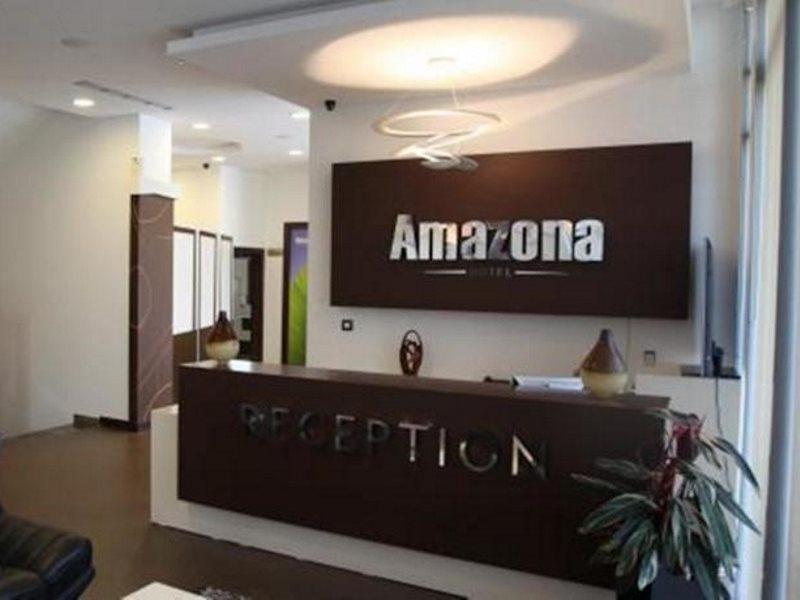 Amazona Hotel Prisztina Zewnętrze zdjęcie